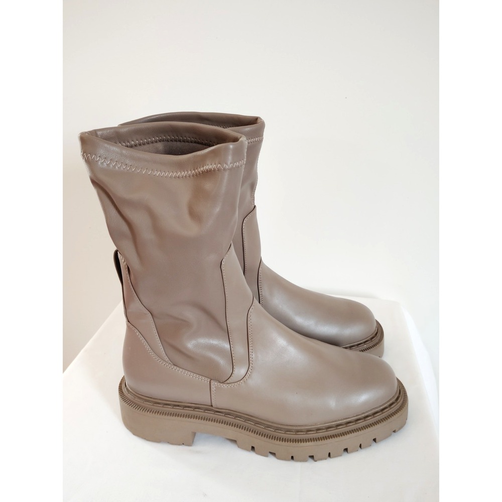 Taupe Leather Boot Chunky Sole Slip‑On Casual Comfort Booties Western Women 10.5